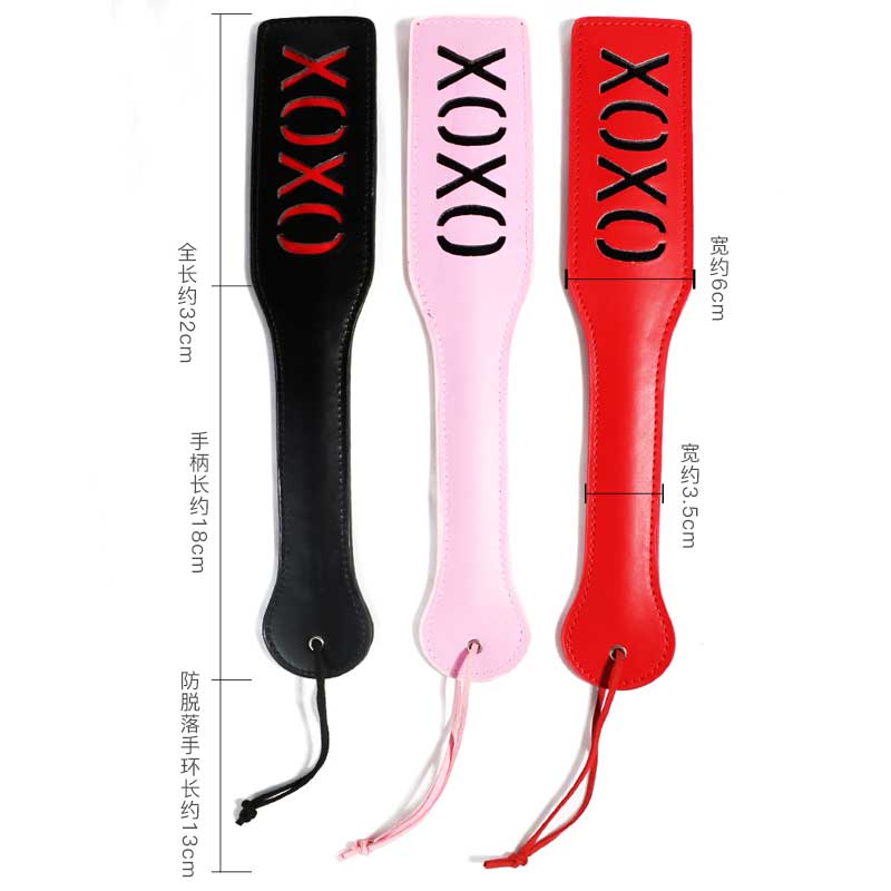 字母皮革情趣手拍 触感舒适 细腻光滑-美咻咻商城